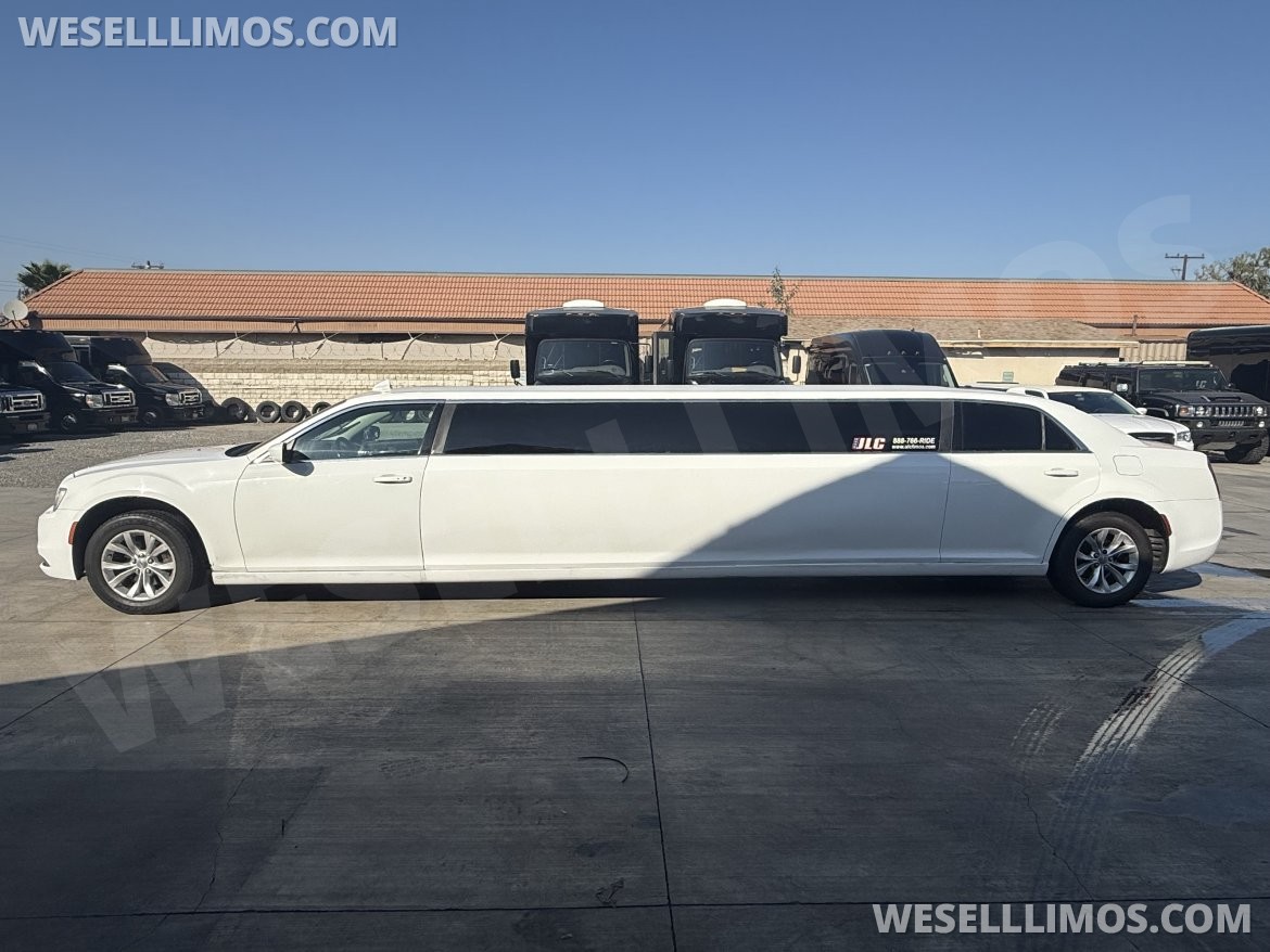 Photo of Limousine for sale: 2015 Chrysler 300 30&quot; by Tiffany