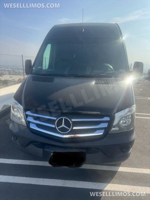 2016 Mercedes-Benz sprinter 3500 high top Sprinter for Sale in Laguna Niguel, CA - Main Photo