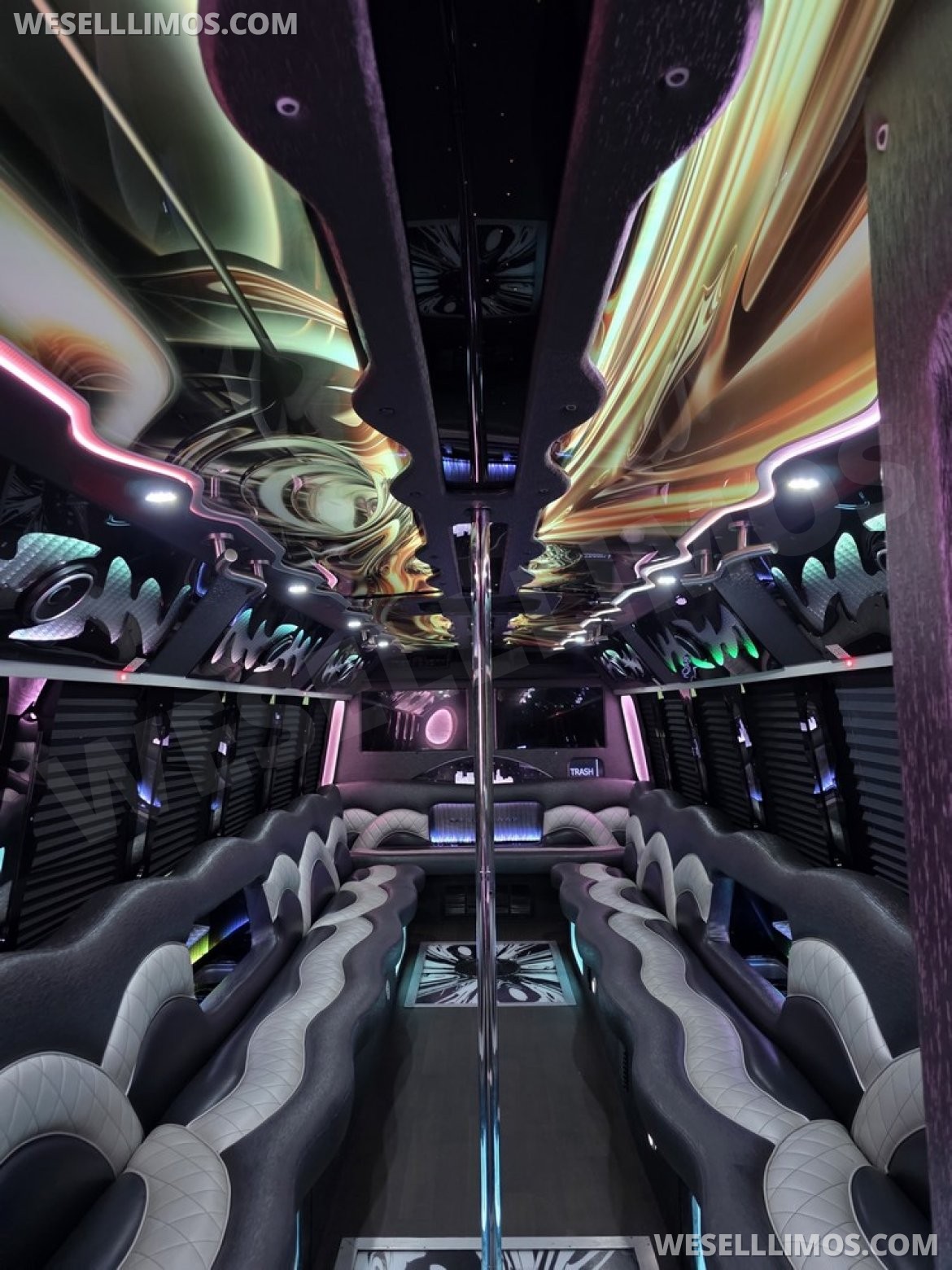 Photo of Limo Bus for sale: 2015 Ford F550 Limo bus 33&quot; by Turtle Top