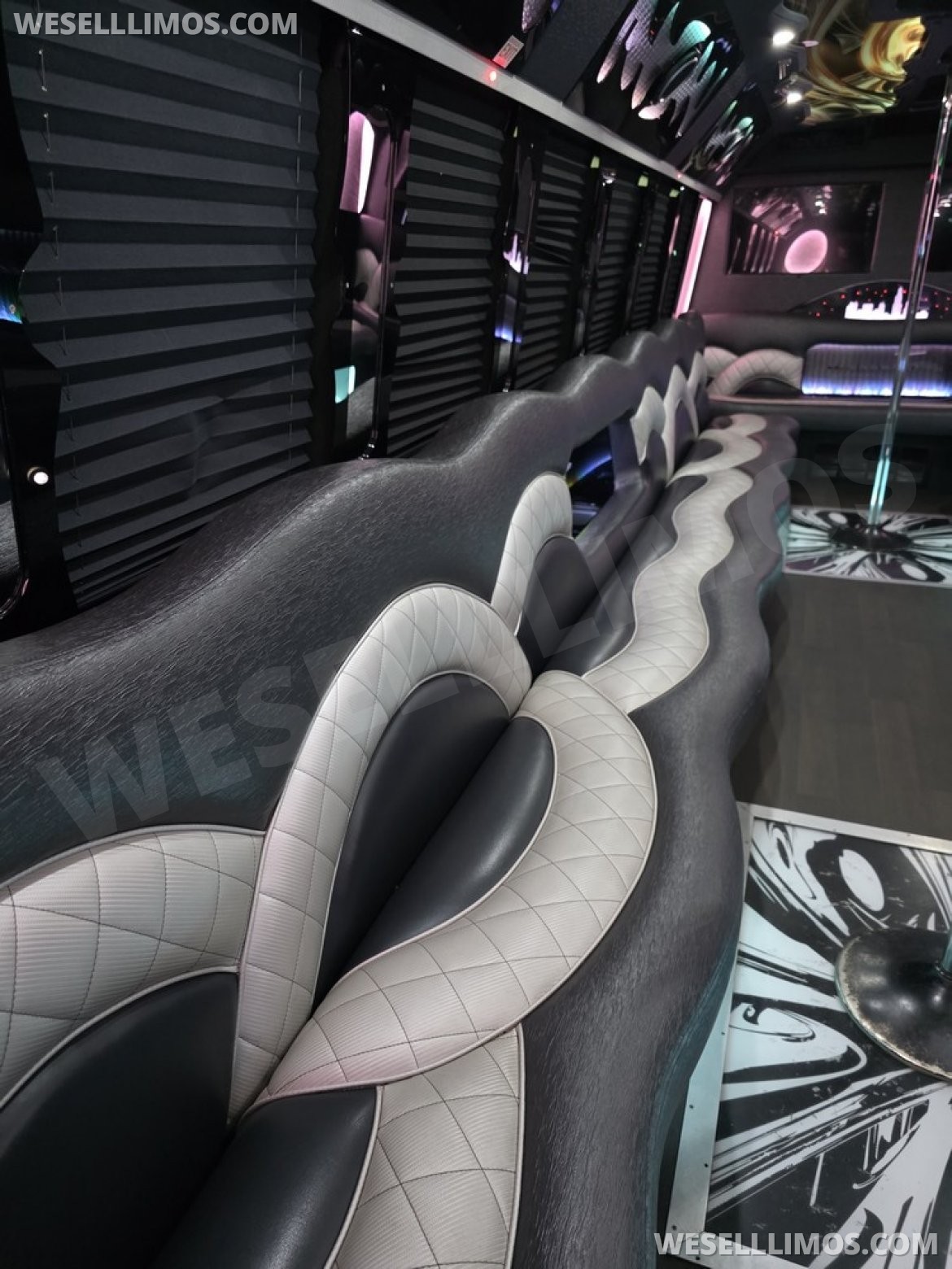 Photo of Limo Bus for sale: 2015 Ford F550 Limo bus 33&quot; by Turtle Top