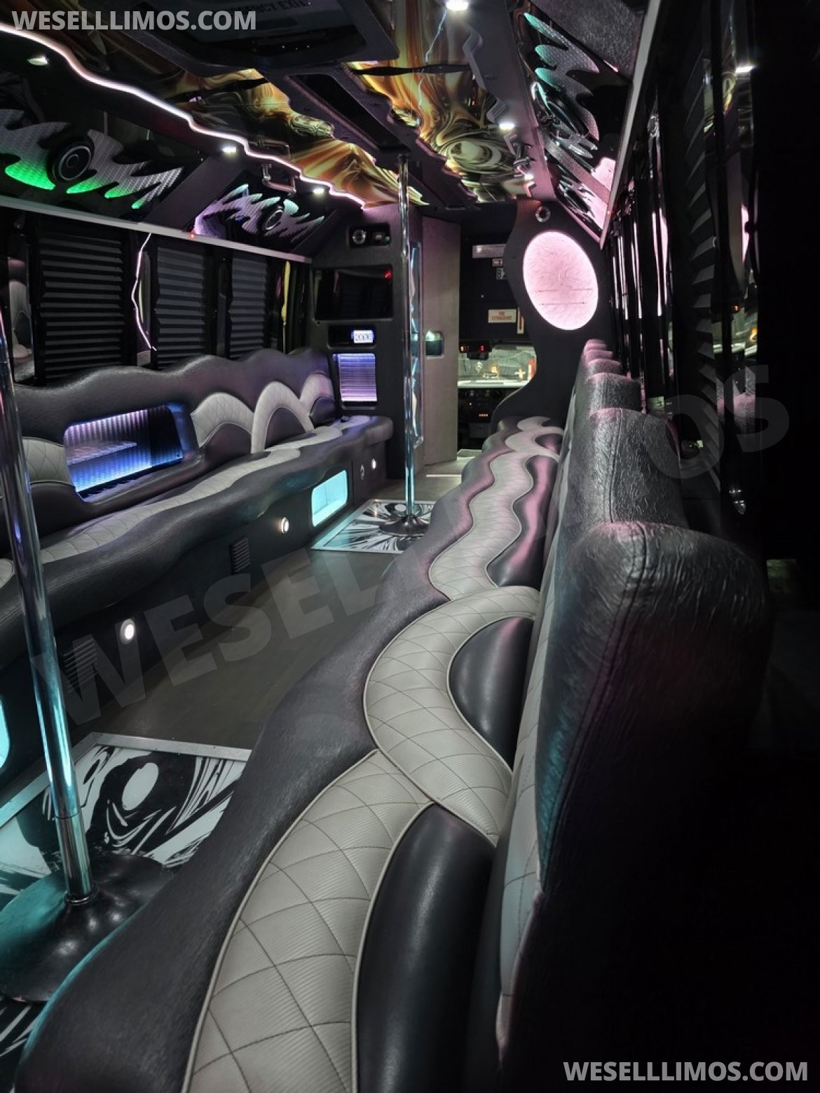 Photo of Limo Bus for sale: 2015 Ford F550 Limo bus 33&quot; by Turtle Top