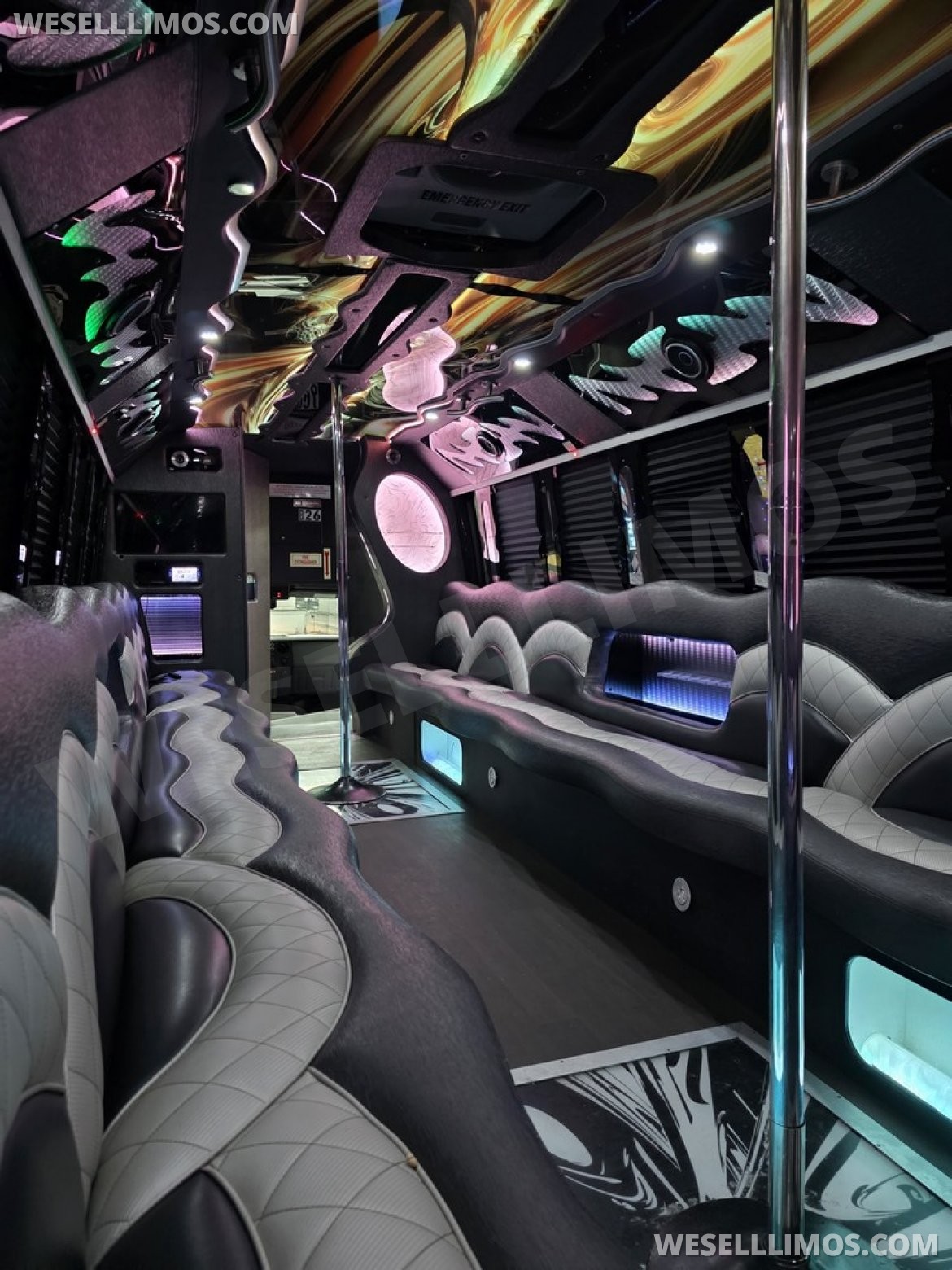 Photo of Limo Bus for sale: 2015 Ford F550 Limo bus 33&quot; by Turtle Top