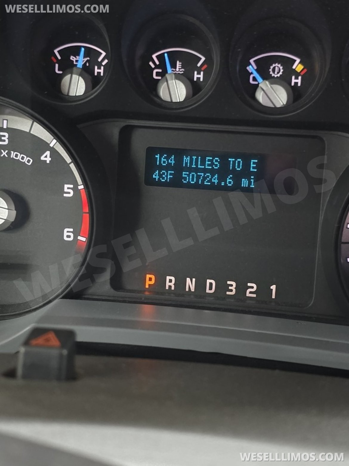 Photo of Limo Bus for sale: 2015 Ford F550 Limo bus 33&quot; by Turtle Top