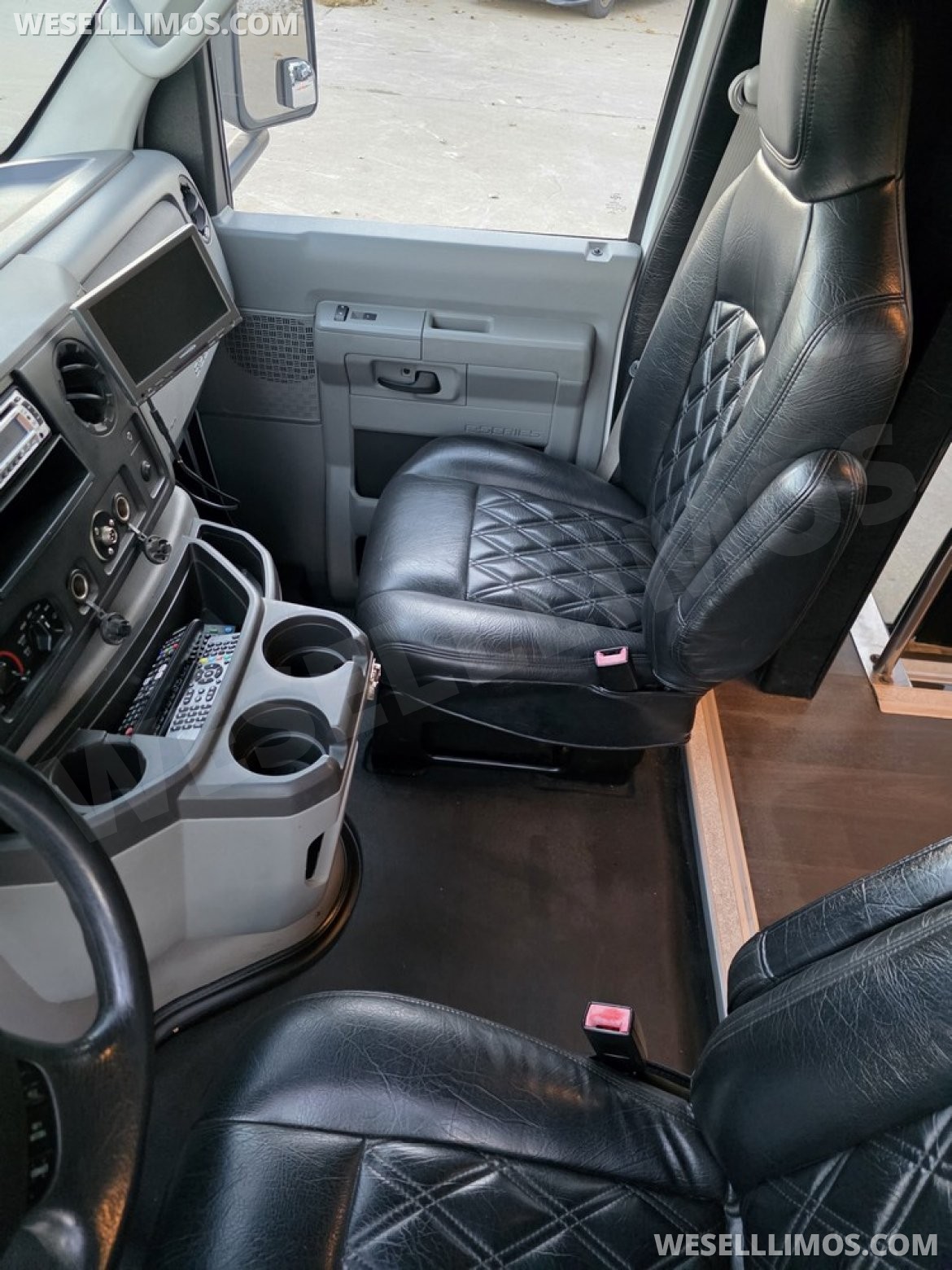 Photo of Limo Bus for sale: 2014 Ford E450