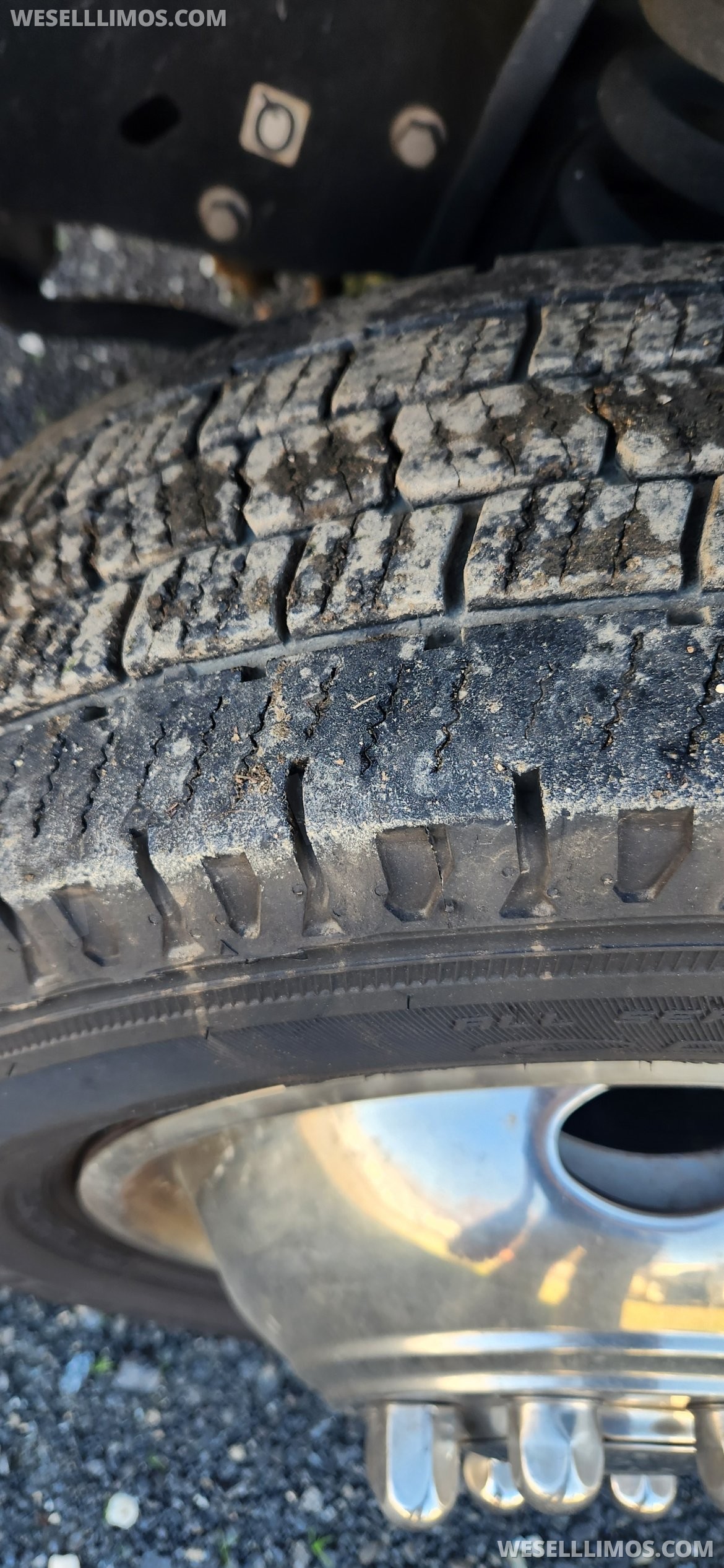 Photo of Shuttle Bus for sale: 2008 Ford E450 28&quot; by Thor