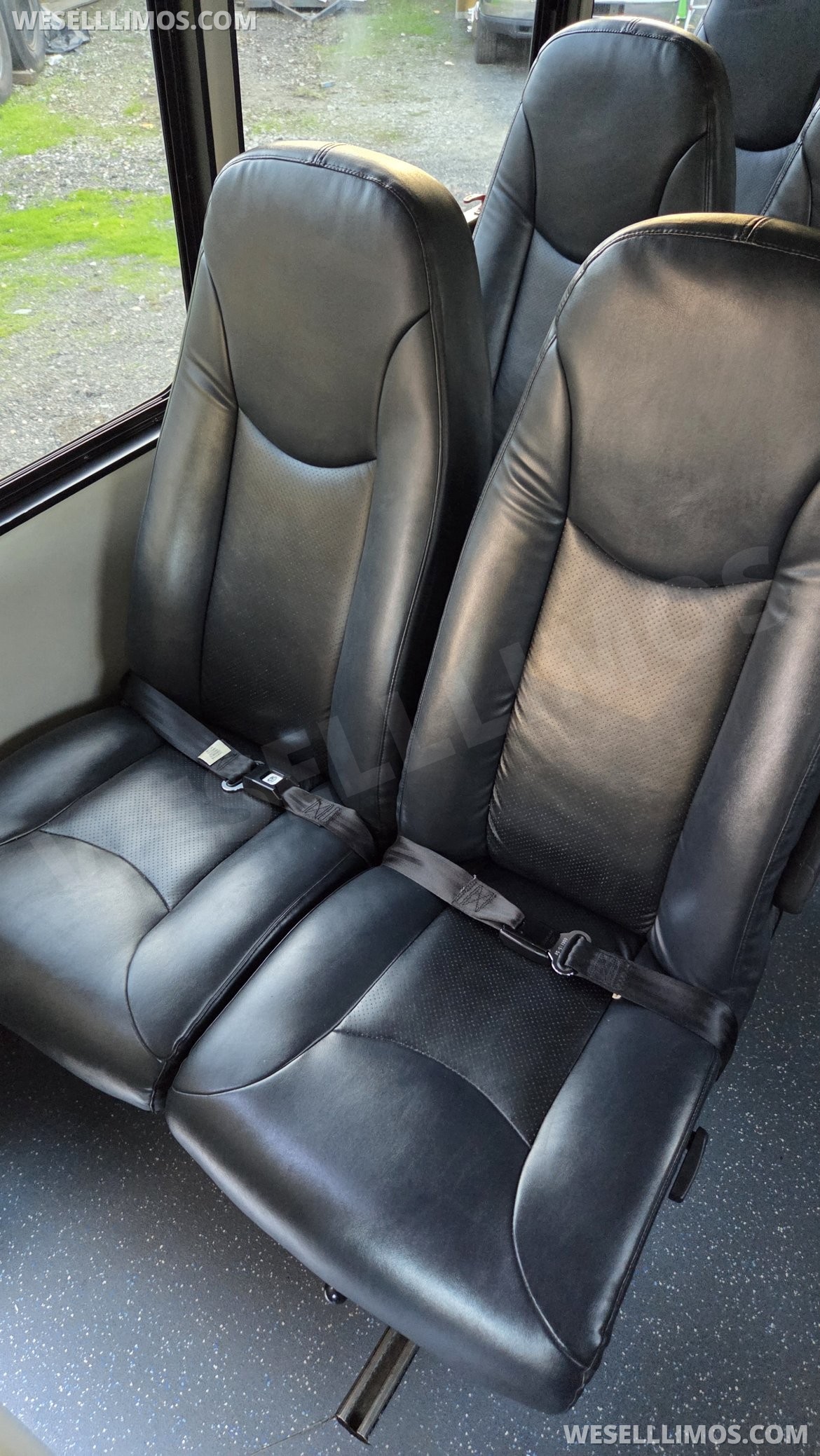 Photo of Shuttle Bus for sale: 2015 Ford E450 by Starcraft