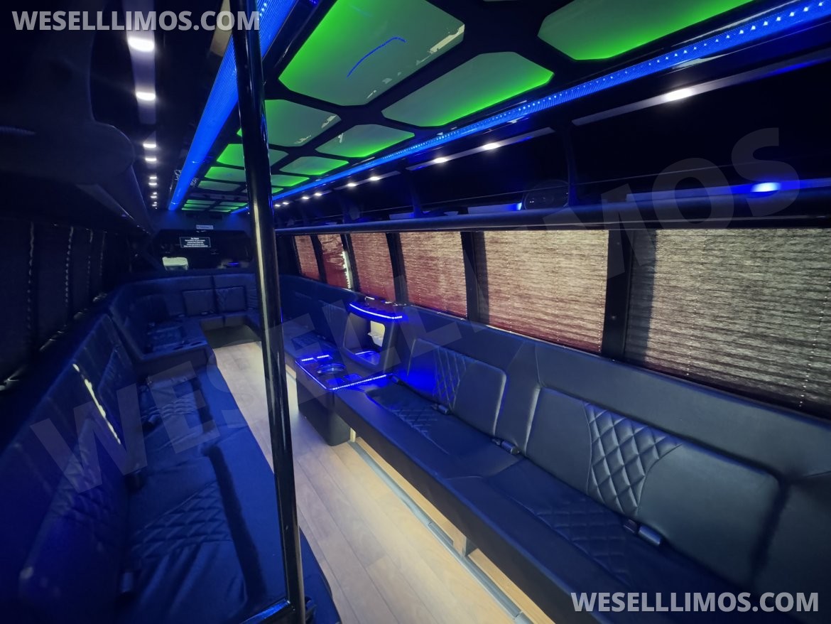 Photo of Limo Bus for sale: 2015 Ford 28 Pass Limo Bus 33&quot; by First Class Coachworks