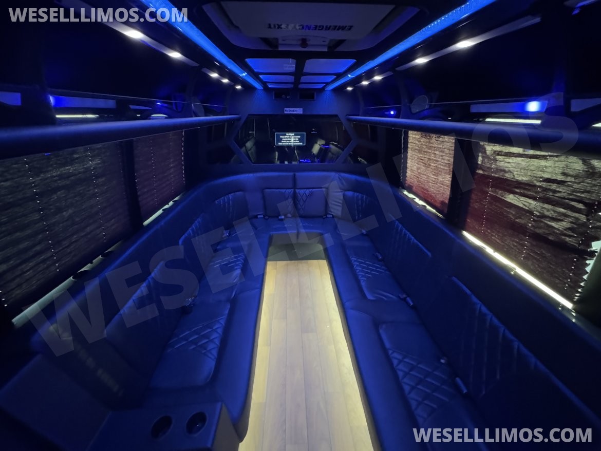 Photo of Limo Bus for sale: 2015 Ford 28 Pass Limo Bus 33&quot; by First Class Coachworks