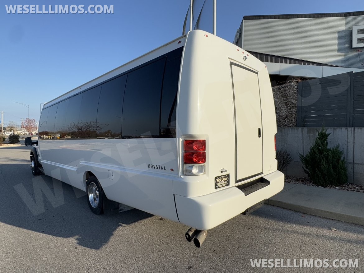 Photo of Limo Bus for sale: 2015 Ford 28 Pass Limo Bus 33&quot; by First Class Coachworks