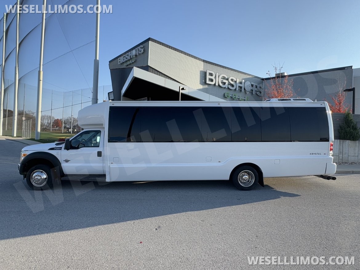 Photo of Limo Bus for sale: 2015 Ford 28 Pass Limo Bus 33&quot; by First Class Coachworks