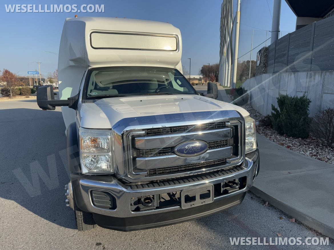 Photo of Limo Bus for sale: 2015 Ford 28 Pass Limo Bus 33&quot; by First Class Coachworks