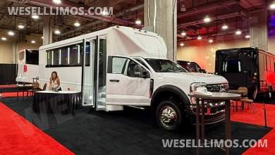 LGE Coachworks High Level Limo Bus - New LED lighting package - Limo Bus for Sale in North East, PA - Photo 3