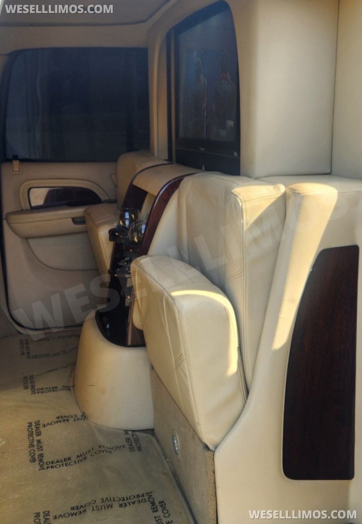 Photo of CEO SUV Mobile Office for sale: 2007 Cadillac Escalade ESV by LCW
