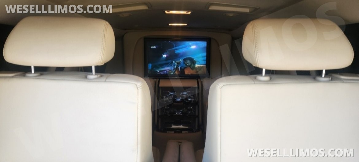 Photo of CEO SUV Mobile Office for sale: 2007 Cadillac Escalade ESV by LCW