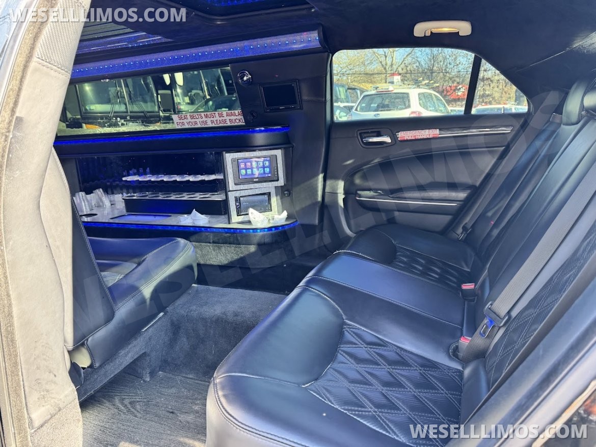 Photo of Limousine for sale: 2018 Chrysler 300 140&quot; by limos by moonlight