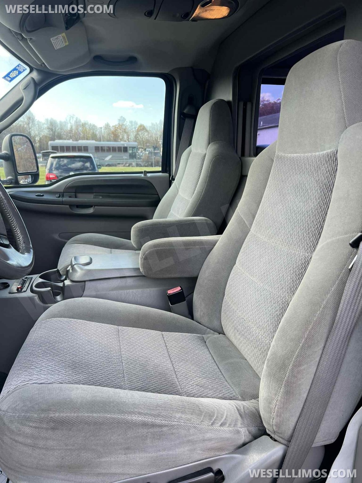 Photo of Limousine for sale: 2004 Ford Excursion