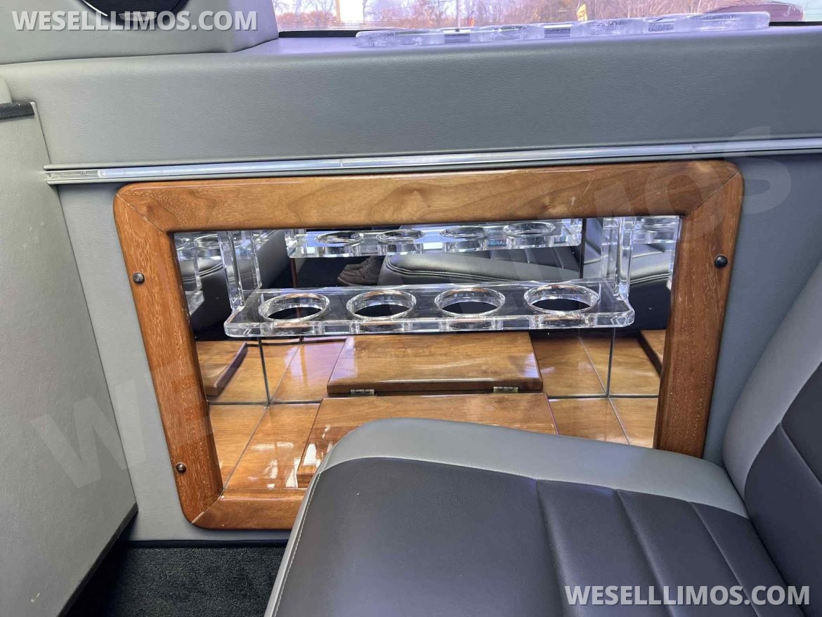 Photo of Limousine for sale: 2004 Ford Excursion