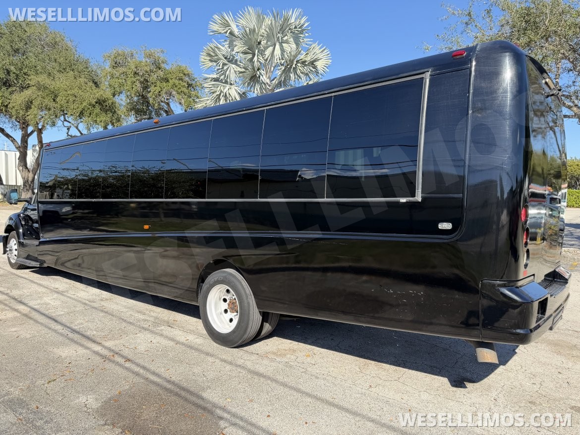 Photo of Shuttle Bus for sale: 2015 Ford F650 GM 40 by Grech