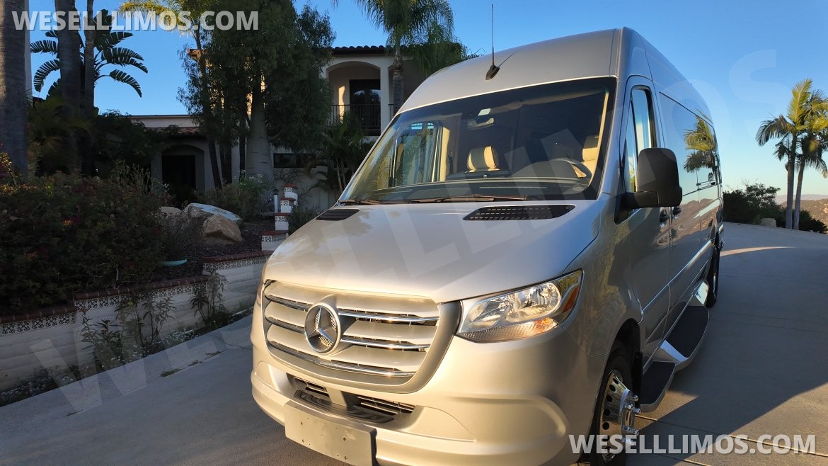 Photo of CEO SUV Mobile Office for sale: 2019 Mercedes-Benz Med Spa Sprinter Van by Midwest Automotive Designs
