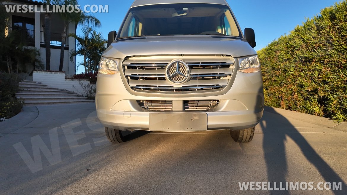 Photo of CEO SUV Mobile Office for sale: 2019 Mercedes-Benz Med Spa Sprinter Van by Midwest Automotive Designs