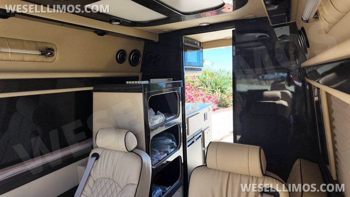 Photo of CEO SUV Mobile Office for sale: 2019 Mercedes-Benz Med Spa Sprinter Van by Midwest Automotive Designs