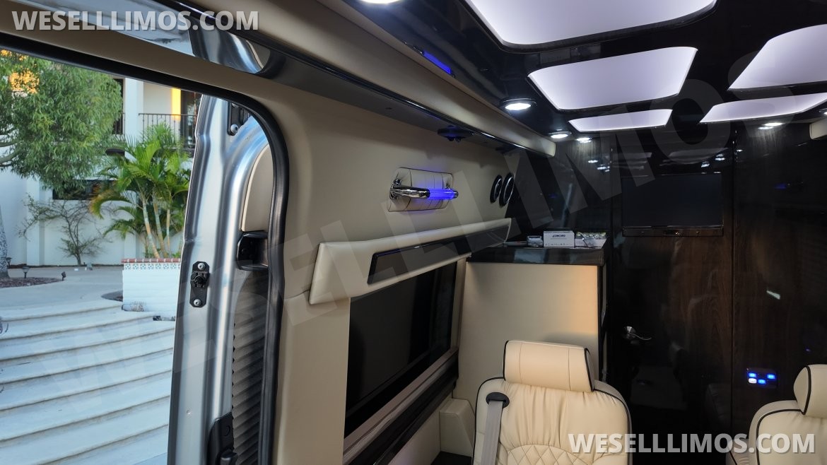 Photo of CEO SUV Mobile Office for sale: 2019 Mercedes-Benz Med Spa Sprinter Van by Midwest Automotive Designs