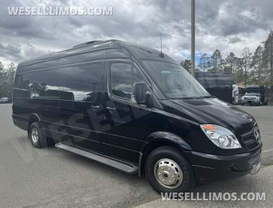 •PRISTINE / LOWER MILEAGE• 2013 Royal Mercedes Sprinter 3500 Diesel 12-Passenger LimoYacht