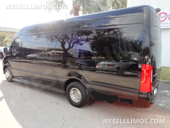2019 Mercedes-Benz 3500 Sprinter Limousine Sprinter for Sale in Delray Beach, FL - Photo 2