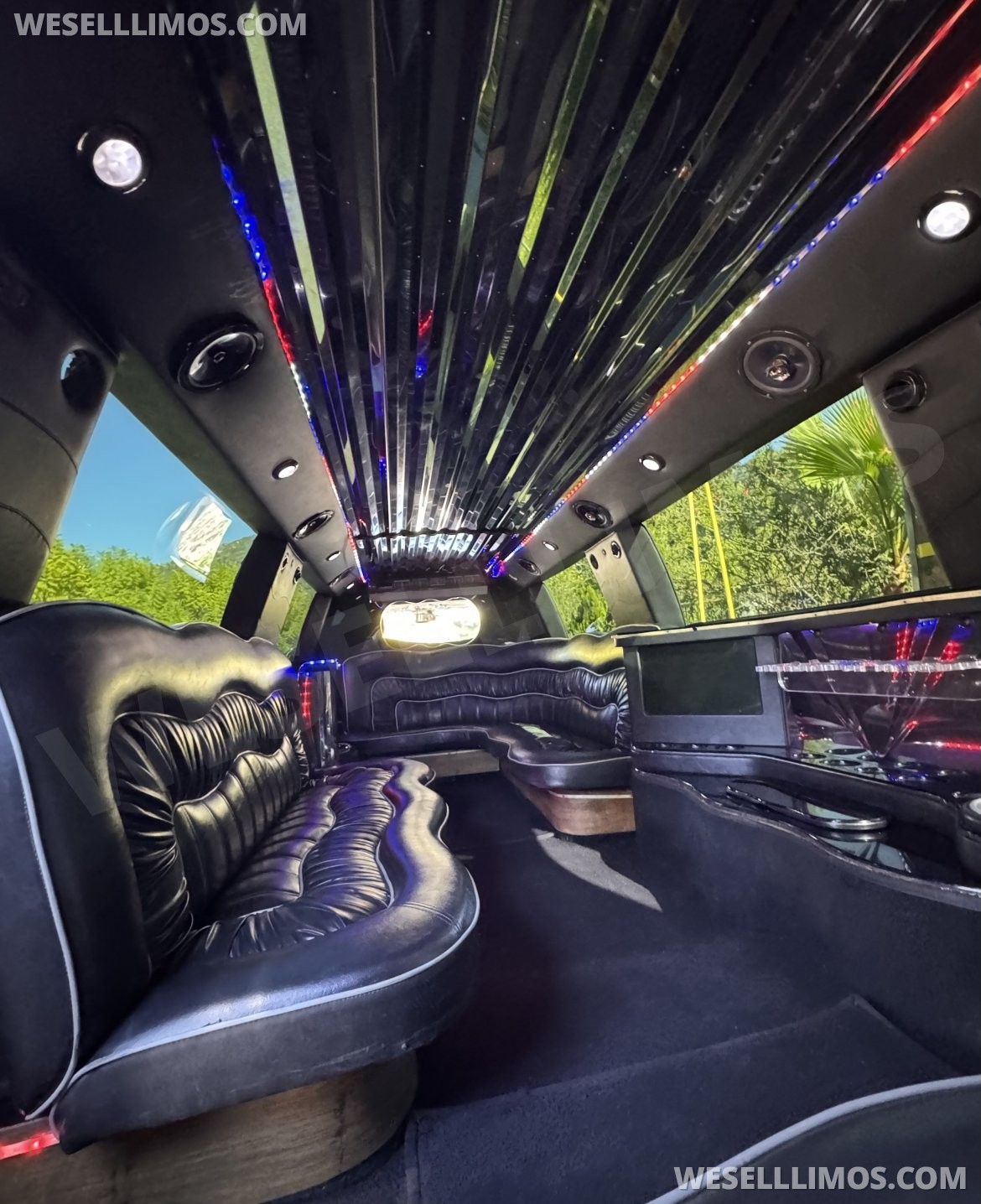 Photo of Limousine for sale: 2009 Cadillac Cadillac Escalade 30&quot; by Tiffany