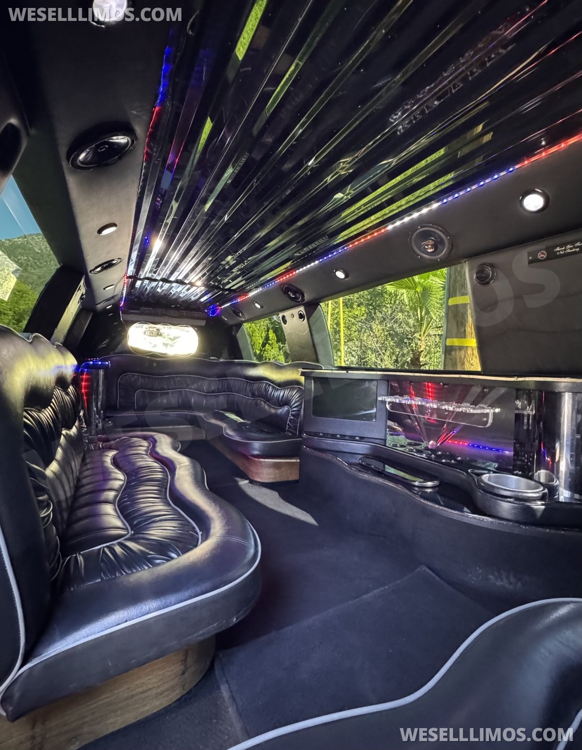 Photo of Limousine for sale: 2009 Cadillac Cadillac Escalade 30&quot; by Tiffany