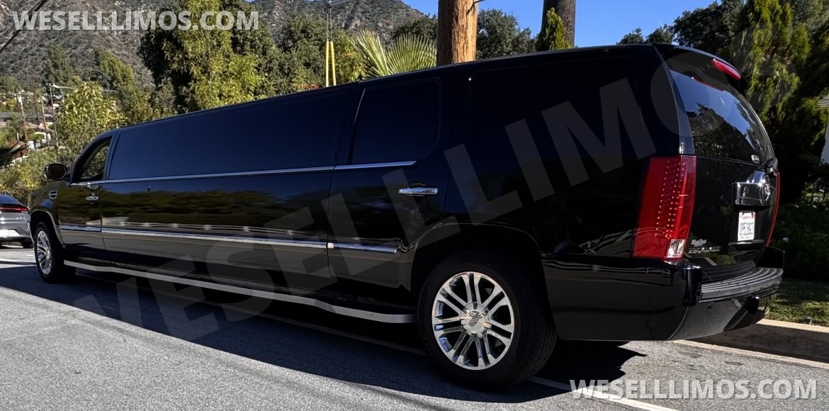 Photo of Limousine for sale: 2009 Cadillac Cadillac Escalade 30&quot; by Tiffany