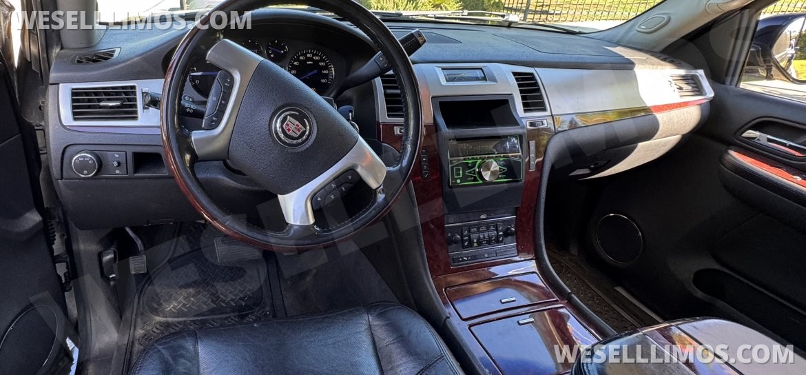 Photo of Limousine for sale: 2009 Cadillac Cadillac Escalade 30&quot; by Tiffany