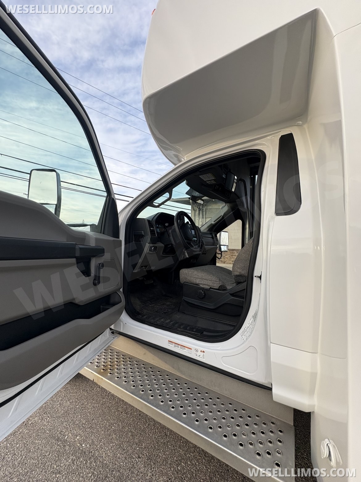 Photo of Limo Bus for sale: 2017 Ford F-450 26&quot; by Custom Mobile Conversions