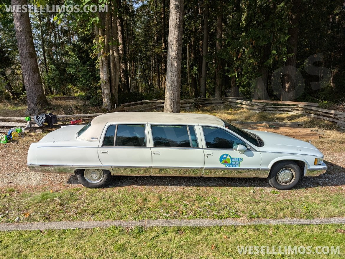 Limousine for sale: 1994 Cadillac Fleetwood 21&quot; by Superior