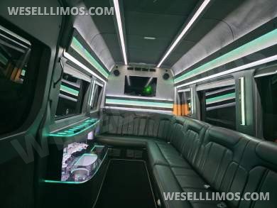 2013 Royale Mercedes-Benz Limo Sprinter 10 PAX