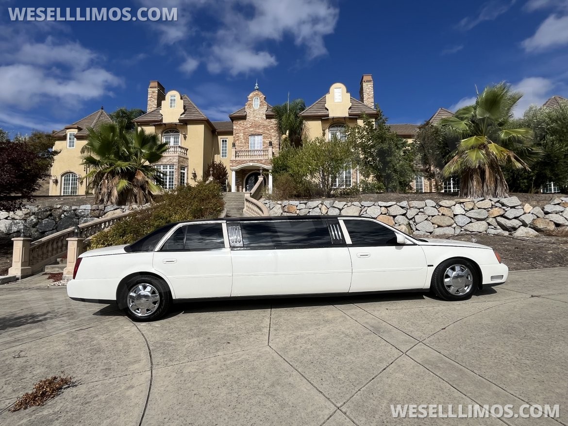 Limousine for sale: 2002 Cadillac Deville by Tiffany