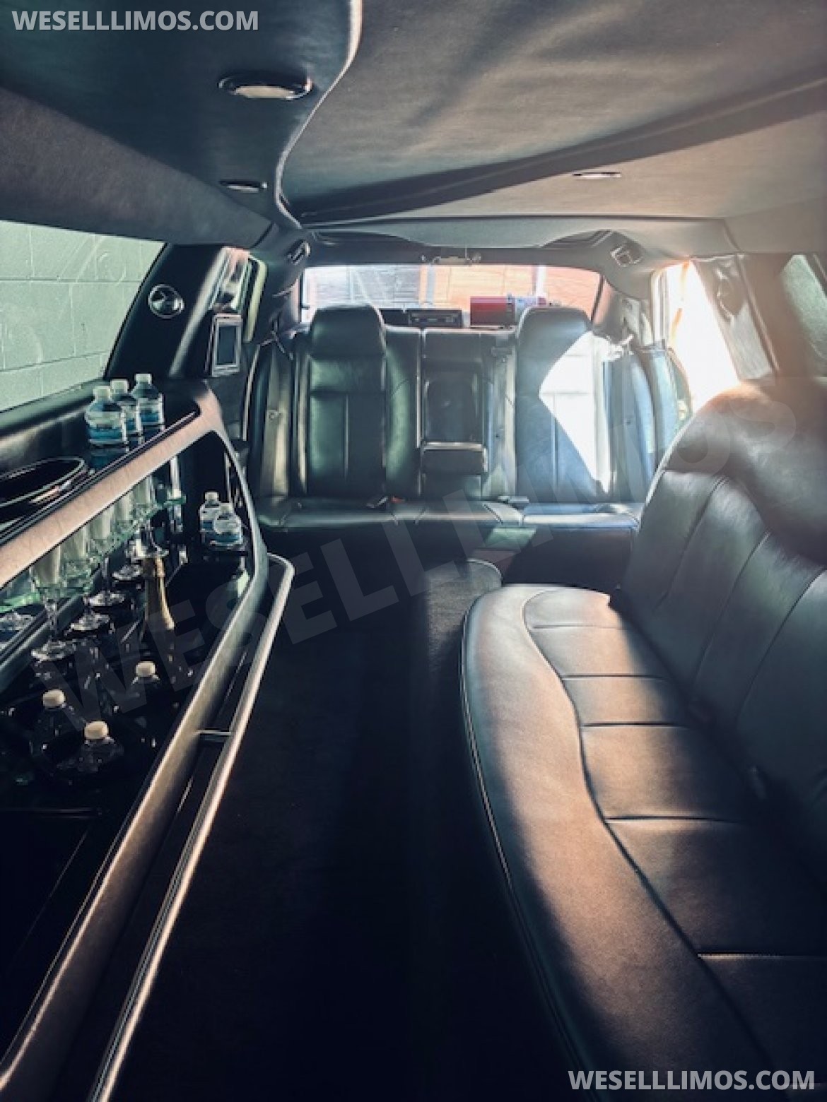 Photo of Limousine for sale: 2006 Chrysler 300 Hemi 300&quot; by Krystal