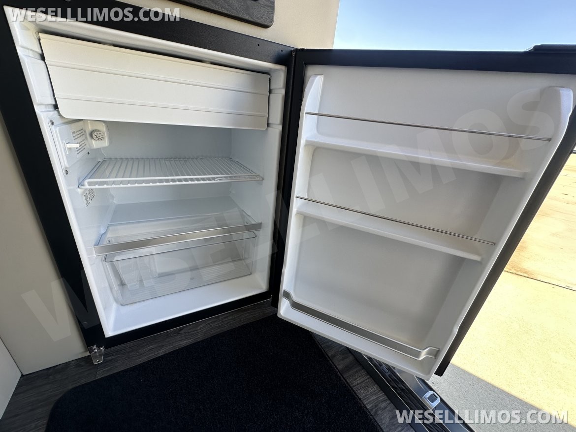 Photo of Sprinter for sale: 2026 OGV Luxury Coach V-Cruise 10OBA 288&quot;