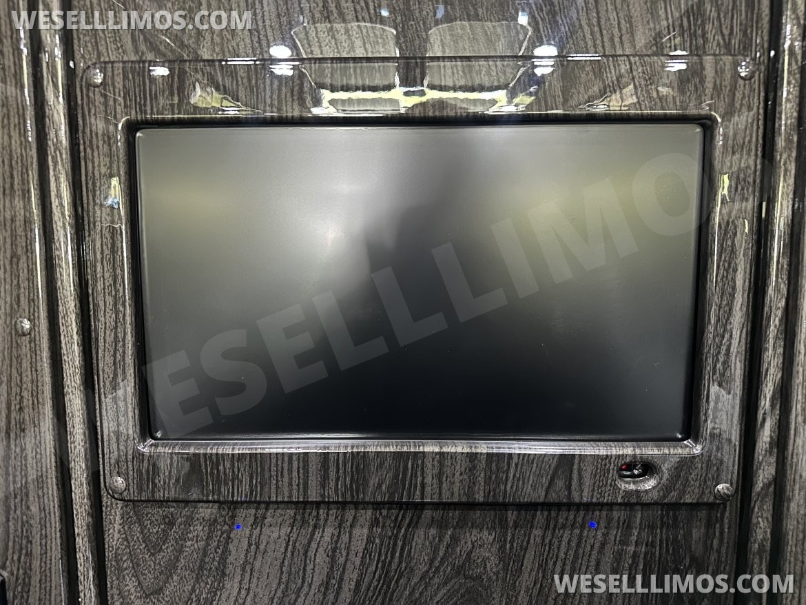 Photo of Sprinter for sale: 2026 OGV Luxury Coach V-Cruise 10OBA 288&quot;