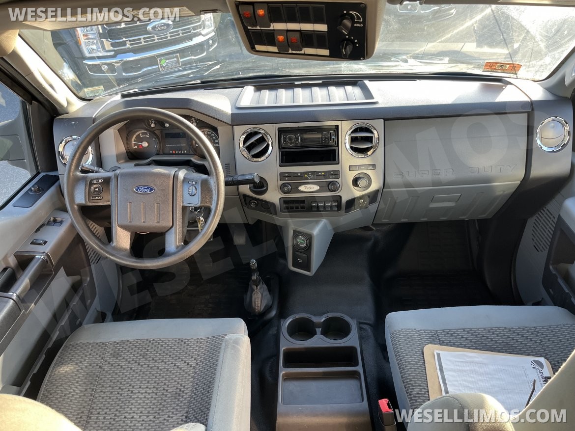 Photo of Shuttle Bus for sale: 2016 Ford F650 by Starcraft