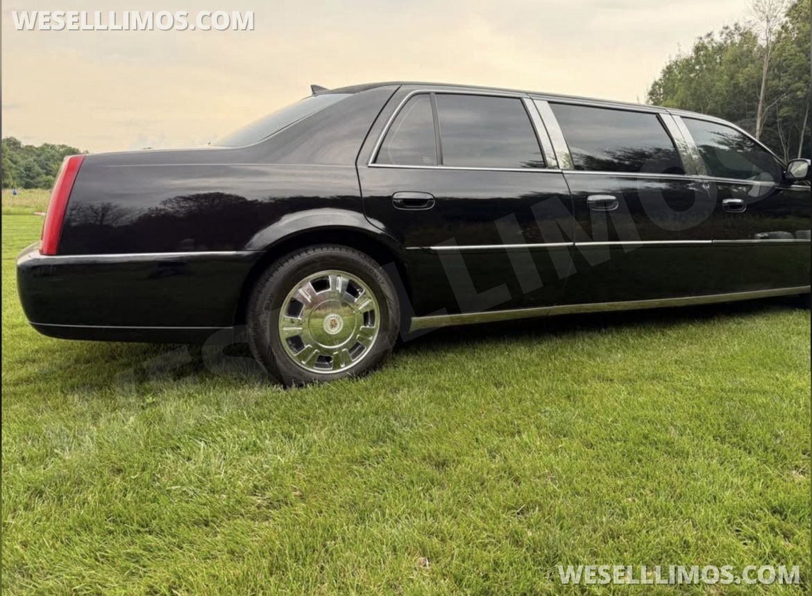 Photo of Funeral for sale: 2011 Cadillac DTS Professional 21&quot; by Federal