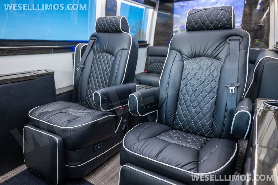 Photo of Limousine for sale: 2023 Mercedes-Benz 3500XD by Ultimate Toys