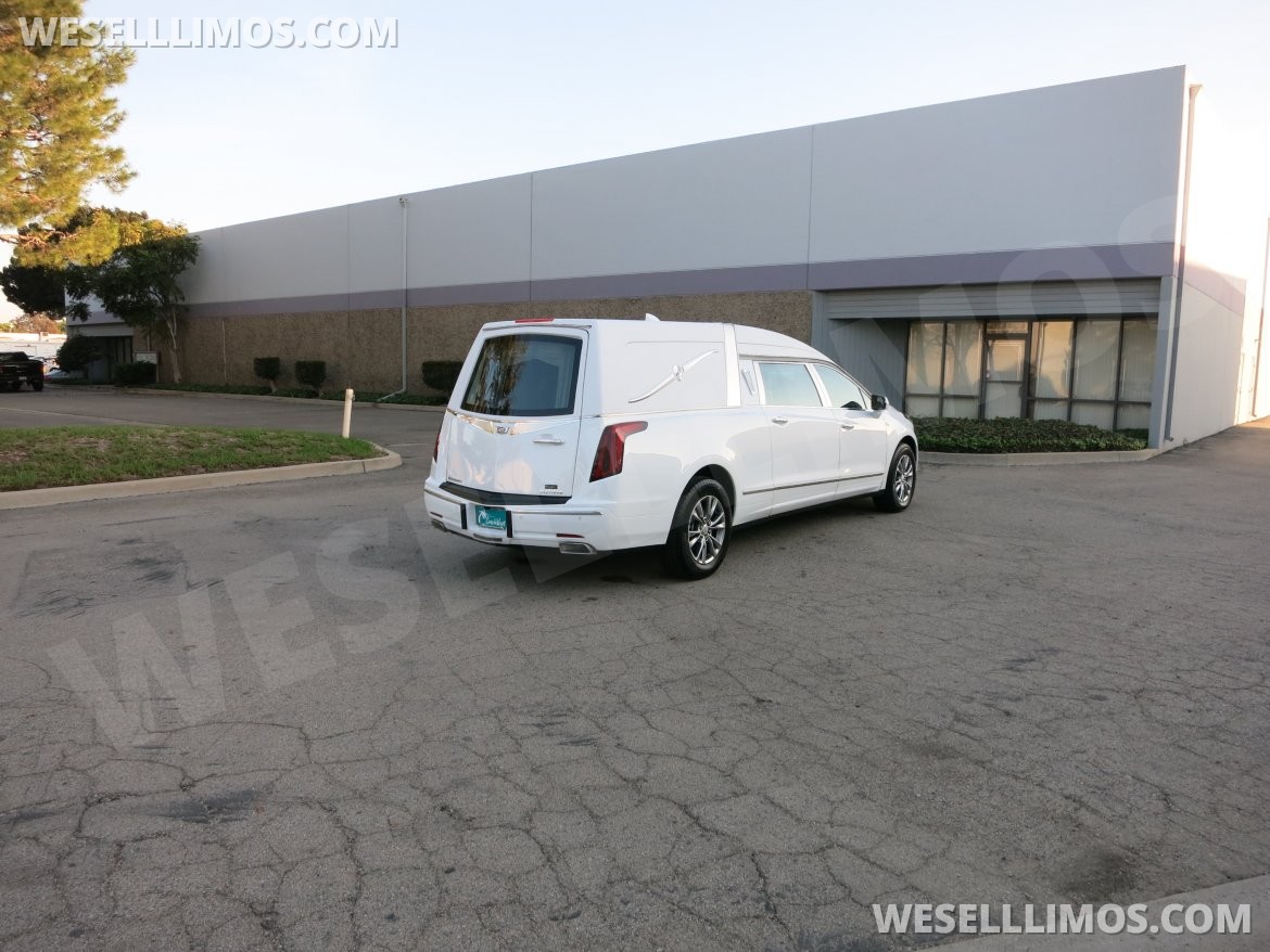 Photo of Funeral for sale: 2025 Cadillac XT6 Master Coach by Platinum Funeral Coach