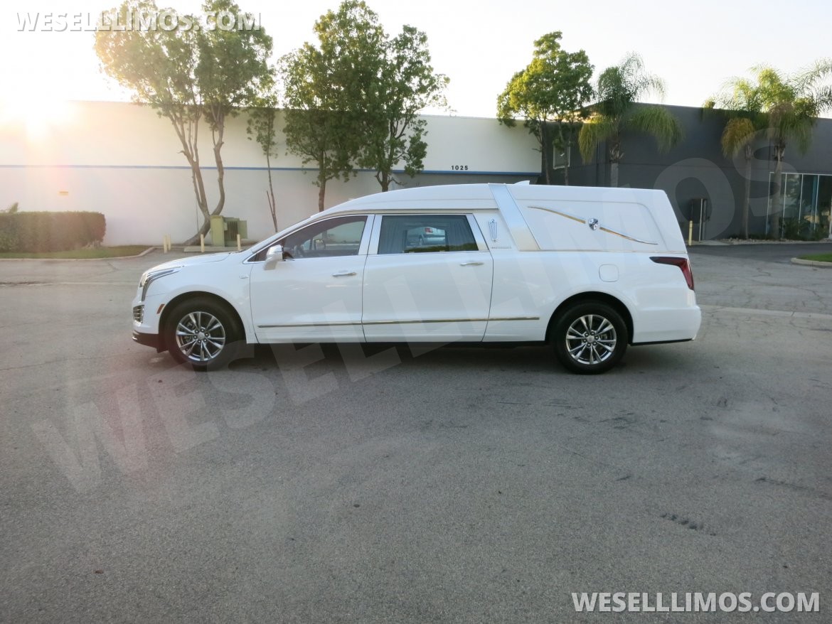 Photo of Funeral for sale: 2025 Cadillac XT6 Master Coach by Platinum Funeral Coach