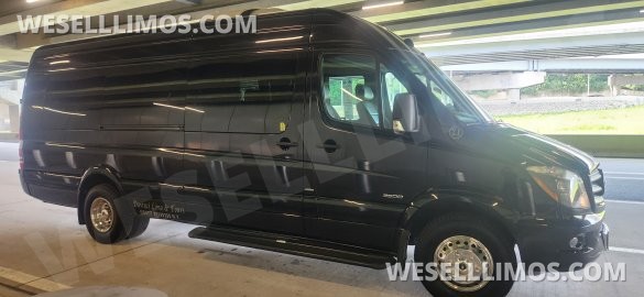 2015 Mercedes-Benz Sprinter 3500 Executive Shuttle for Sale in New York, NY - Photo 2