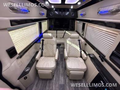 2019 Executive Coach Mercedes-Benz Sprinter Sprinter