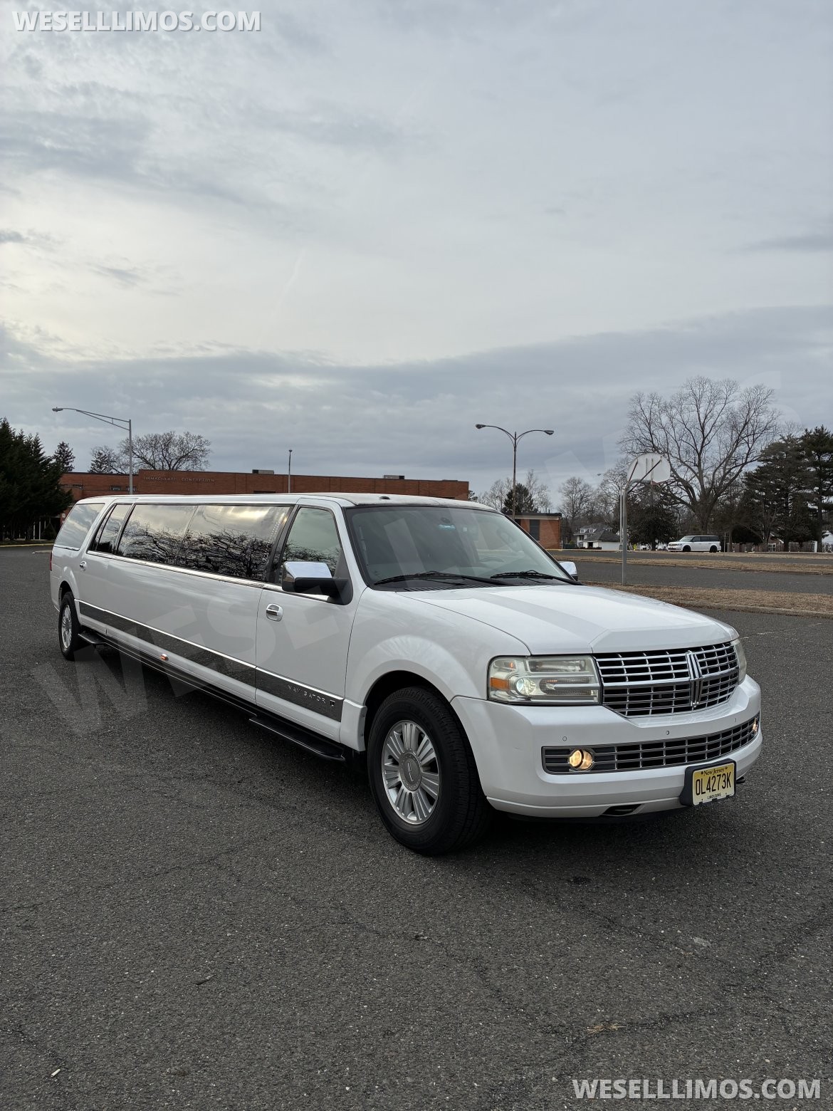 Photo of SUV Stretch for sale: 2014 Lincoln Navigator 140" by Tiffany