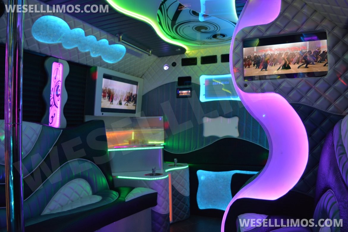 Photo of Limo Bus for sale: 2009 Freightliner M2 40" by Exotic Coach