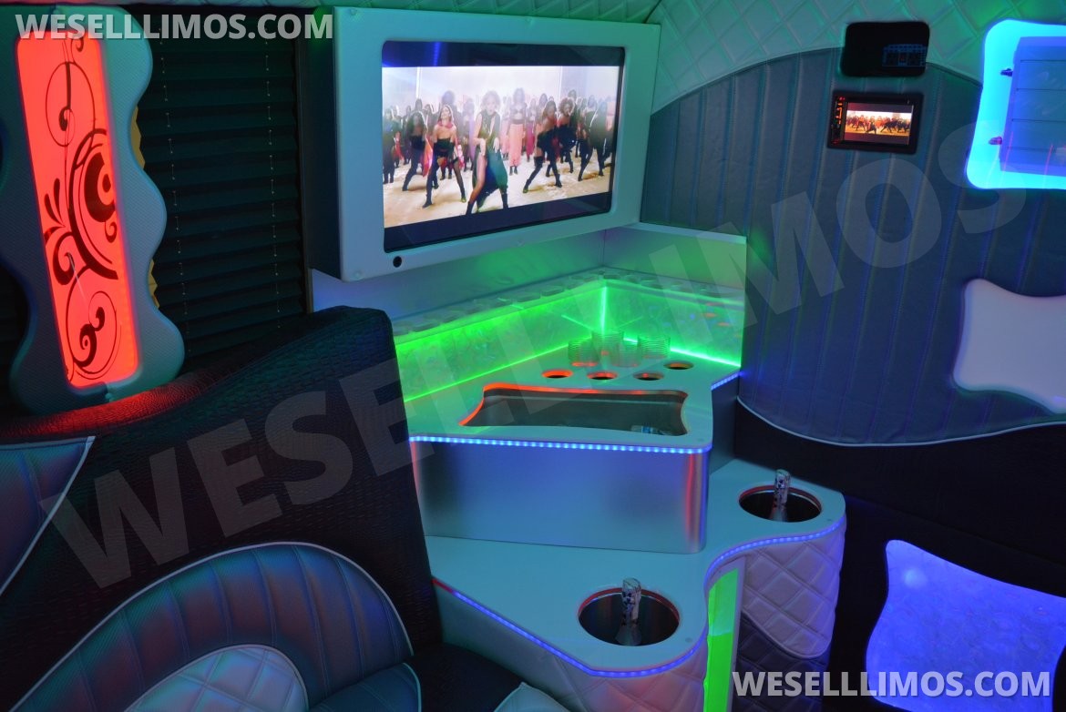 Photo of Limo Bus for sale: 2009 Freightliner M2 40" by Exotic Coach