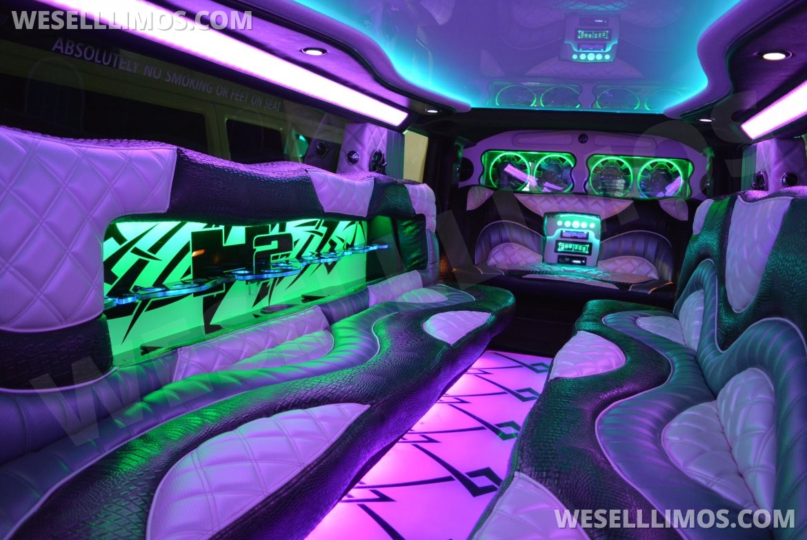 Photo of Limousine for sale: 2007 Hummer H2 35" by Exotic Coach